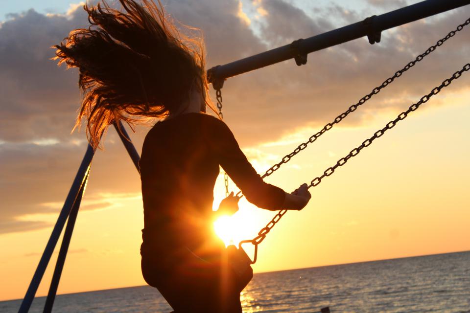 How Hair Fall Adversely Affects Your Lifestyle